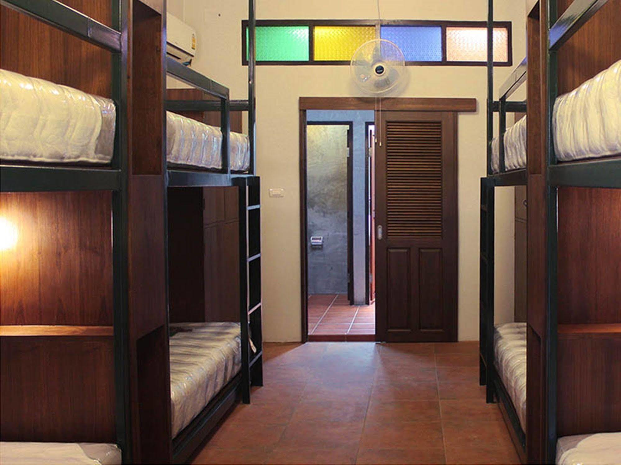 กรีนไทเกอร์ เฮาส์ Hotel เชียงใหม่ ภายนอก รูปภาพ